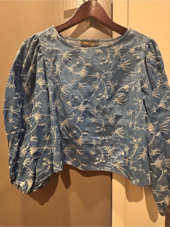 Truth Tops - TRUTH Blue Puff-Sleeve Embroidered Blouse